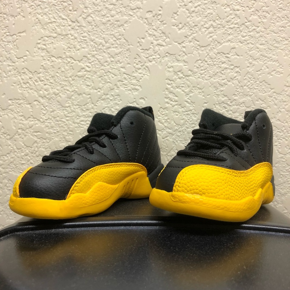 Air Jordan 12 Retro University Gold and Black 6c for toddlers